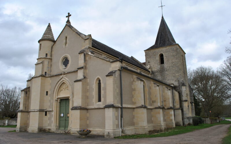 eglise-urzy-credit-marion-capelas-1-JPGeglise-urzyMCapelas##